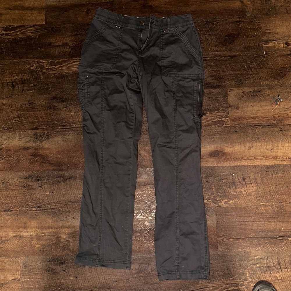 Women’s pants size 6